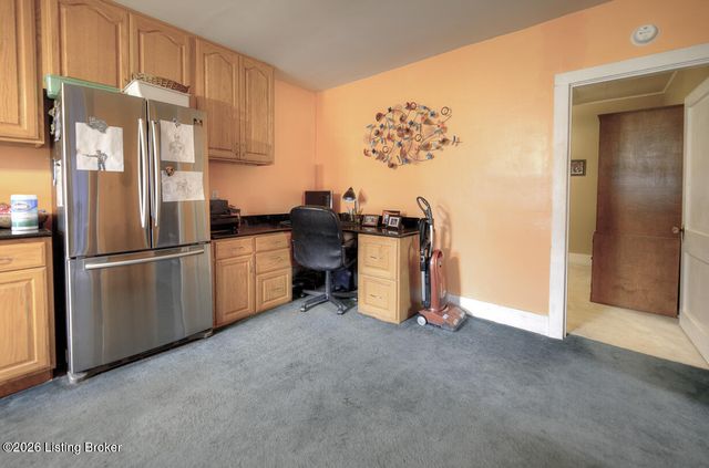 12501 Lower River Rd, Louisville, KY 40272