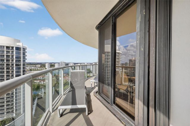 4000 Island Boulevard 2602, Aventura, FL 33160