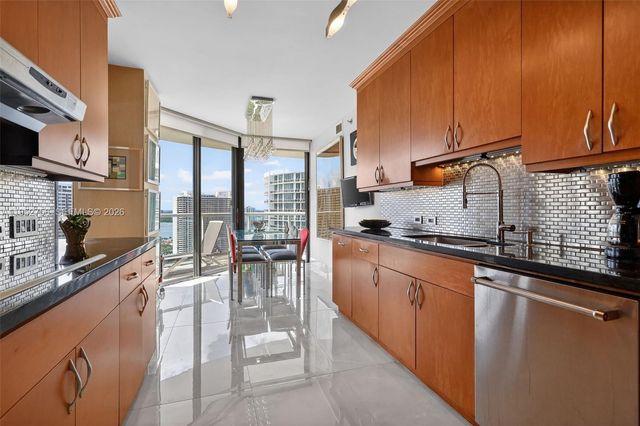 4000 Island Boulevard 2602, Aventura, FL 33160