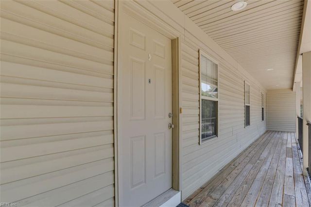 200 Maple Ave Apt H, Norfolk, VA 23503
