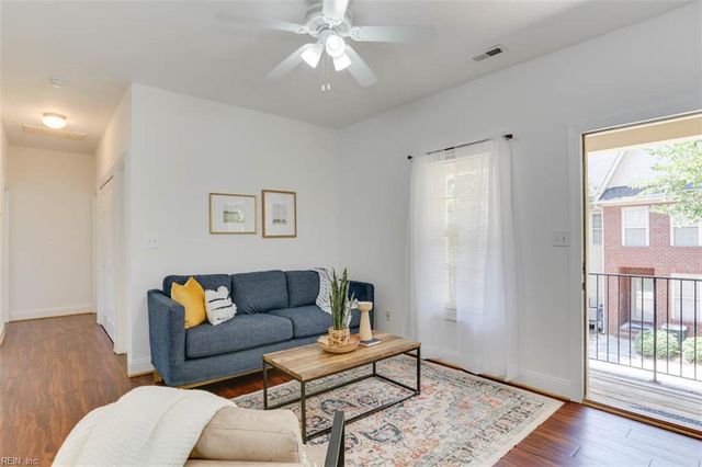 200 Maple Ave Apt H, Norfolk, VA 23503