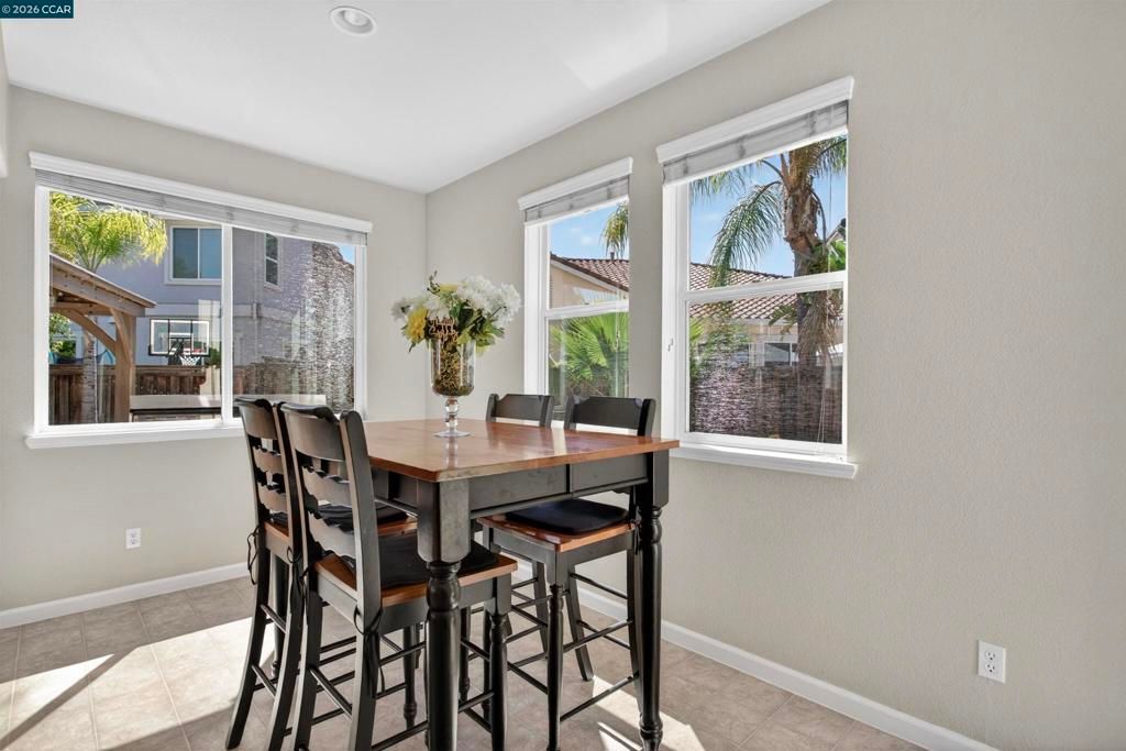 Image 31 of property listing at 858 Lindrick Ct, Brentwood, CA 94513