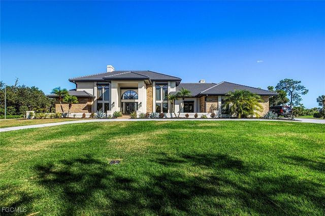 16676 Bobcat DR, Fort Myers, FL 33908