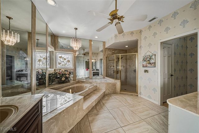 16676 Bobcat DR, Fort Myers, FL 33908