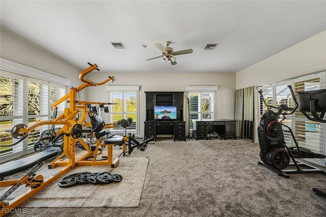 16676 Bobcat DR, Fort Myers, FL 33908