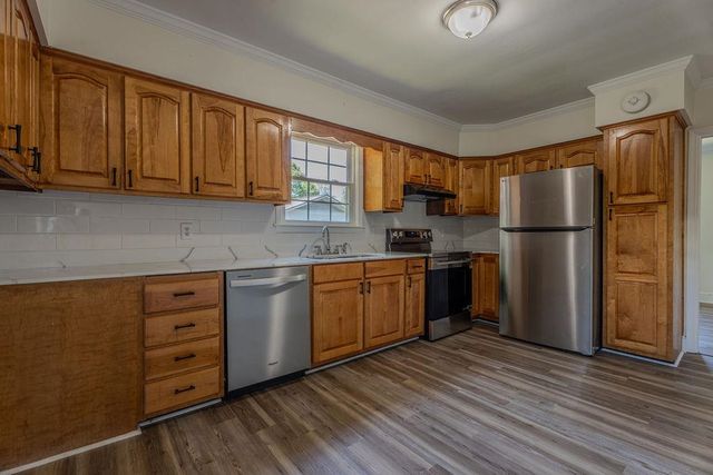 309 Pineridge Dr, Spartanburg, SC 29303