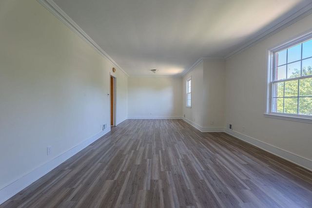309 Pineridge Dr, Spartanburg, SC 29303