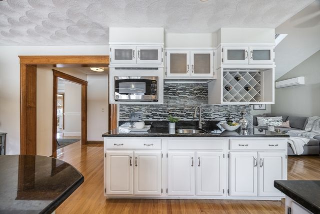 89 Grand Street, Reading, MA 01867