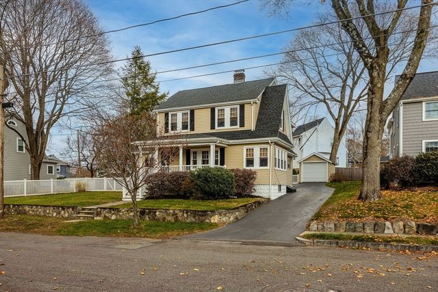 89 Grand Street, Reading, MA 01867