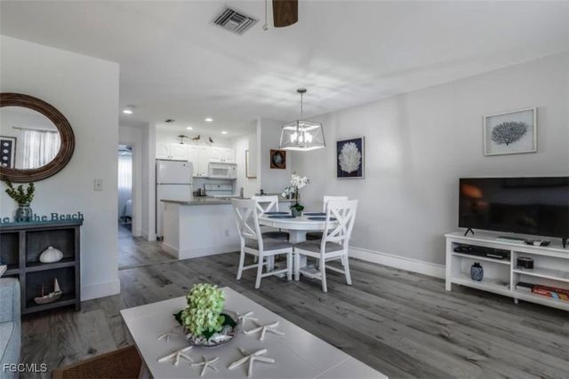 805 E Gulf DR A7, Sanibel, FL 33957