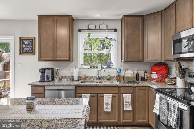 66 SAN PEDRO DR, Colonial Beach, VA 22443