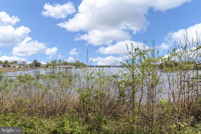 66 SAN PEDRO DR, Colonial Beach, VA 22443