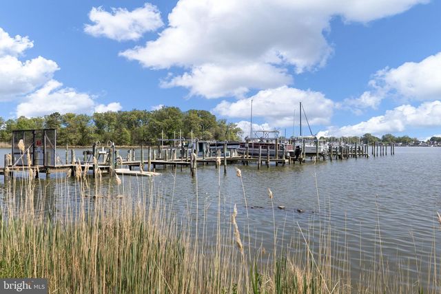 66 SAN PEDRO DR, Colonial Beach, VA 22443
