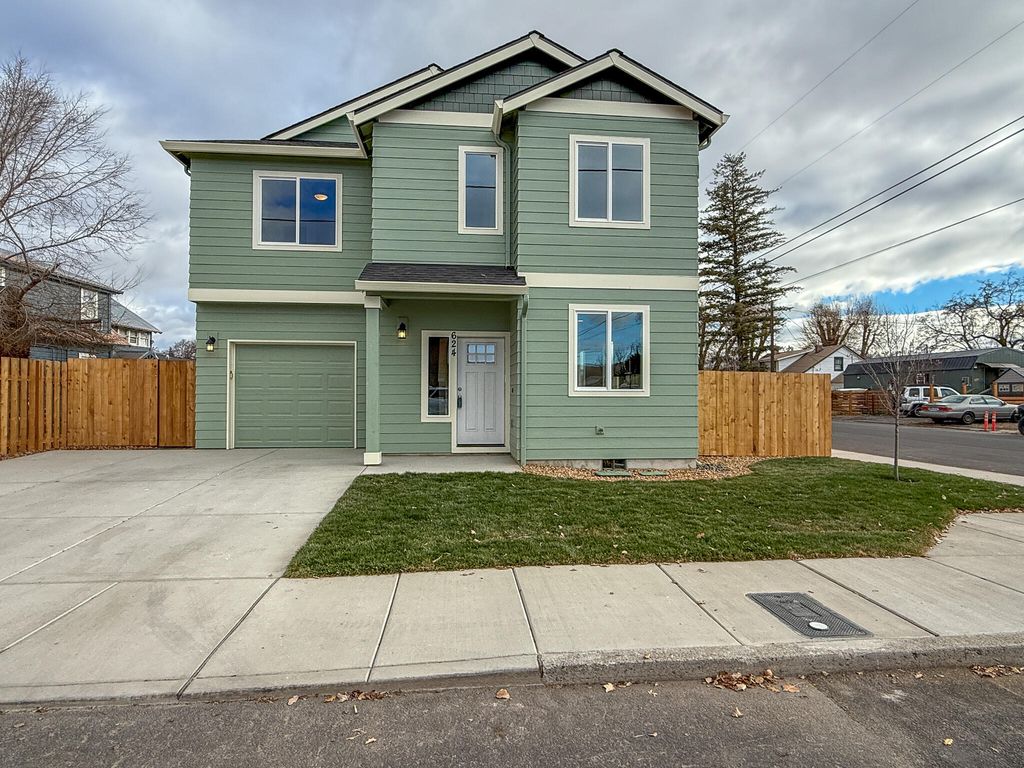 624 NE Court Street, Prineville, OR 97754