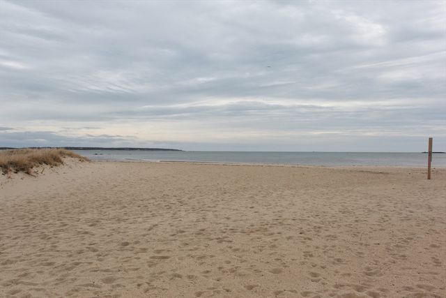120 Chestnut St, Barnstable, MA 02601