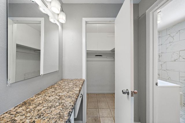 1016 E 7th Street 7, Houston, TX 77009