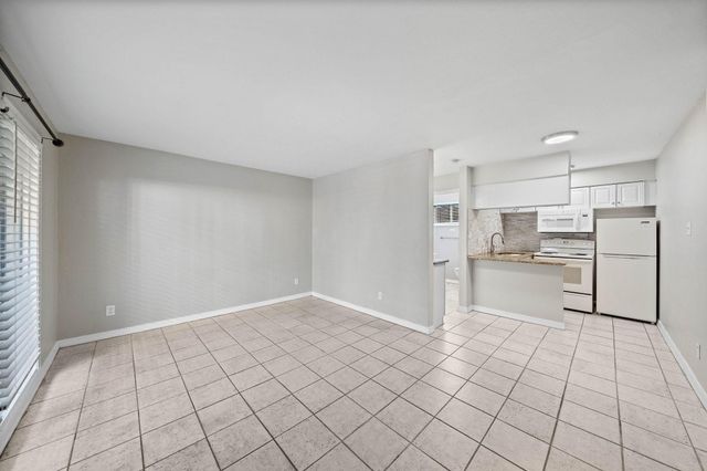 1016 E 7th Street 7, Houston, TX 77009