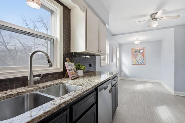 5535 Colfax Avenue N, Brooklyn Center, MN 55430