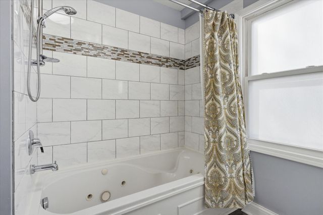 5535 Colfax Avenue N, Brooklyn Center, MN 55430