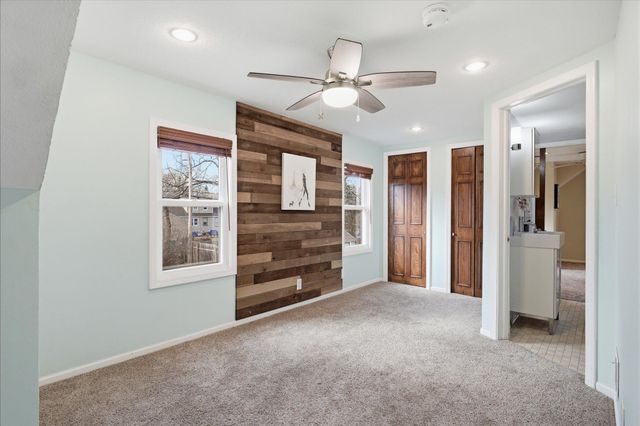 5535 Colfax Avenue N, Brooklyn Center, MN 55430