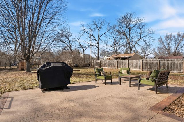 5535 Colfax Avenue N, Brooklyn Center, MN 55430