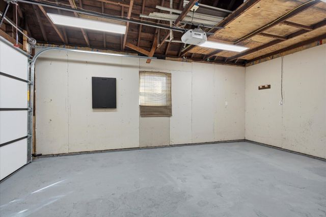 5535 Colfax Avenue N, Brooklyn Center, MN 55430