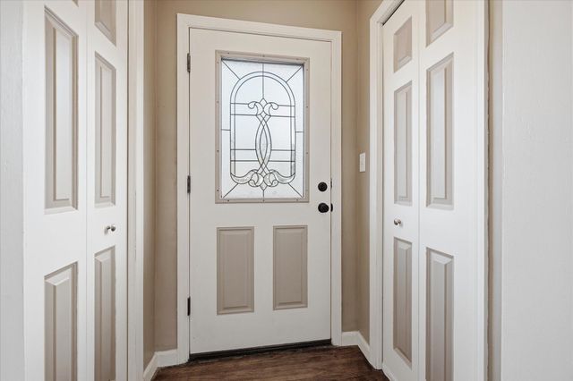 5535 Colfax Avenue N, Brooklyn Center, MN 55430