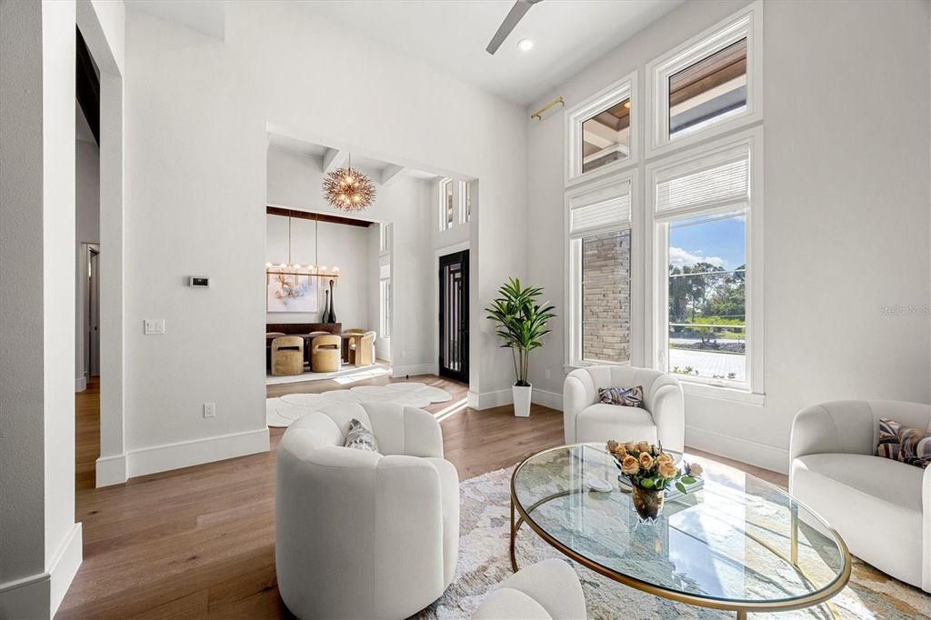 Image 14 of property listing at 3927 FOUNDERS CLUB DRIVE, Sarasota, FL 34240