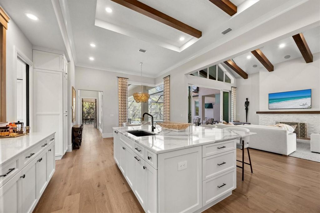 Image 16 of property listing at 3927 FOUNDERS CLUB DRIVE, Sarasota, FL 34240