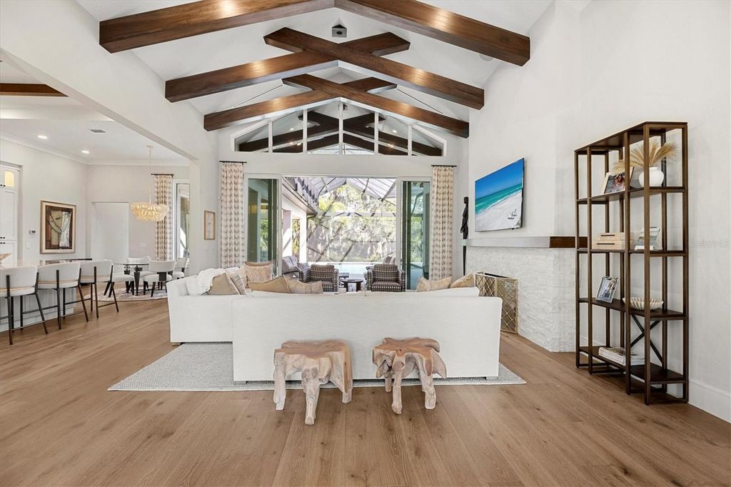 Image 5 of property listing at 3927 FOUNDERS CLUB DRIVE, Sarasota, FL 34240