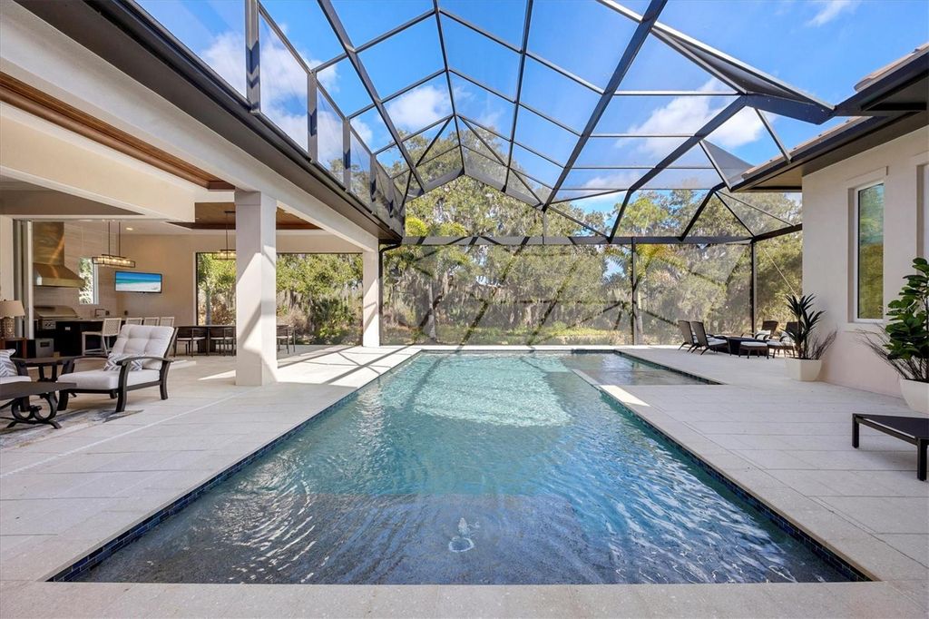 Image 6 of property listing at 3927 FOUNDERS CLUB DRIVE, Sarasota, FL 34240