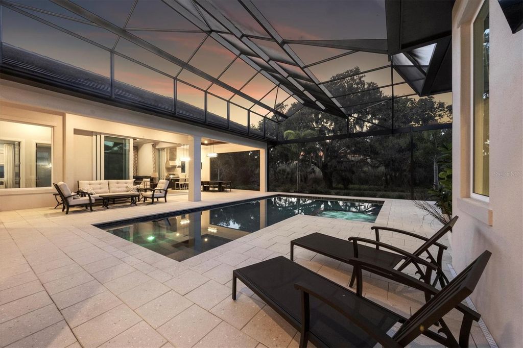 Image 58 of property listing at 3927 FOUNDERS CLUB DRIVE, Sarasota, FL 34240