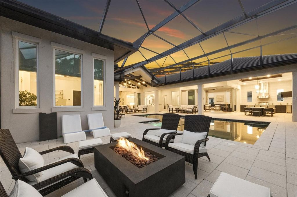 Image 60 of property listing at 3927 FOUNDERS CLUB DRIVE, Sarasota, FL 34240