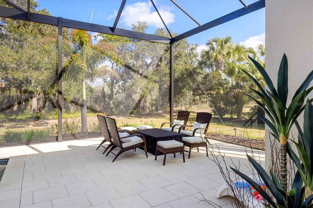 Image 70 of property listing at 3927 FOUNDERS CLUB DRIVE, Sarasota, FL 34240