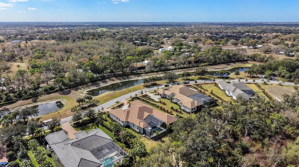 Image 77 of property listing at 3927 FOUNDERS CLUB DRIVE, Sarasota, FL 34240