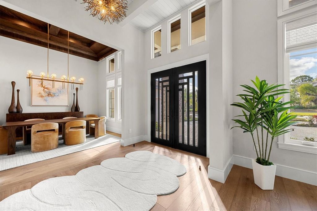 Image 9 of property listing at 3927 FOUNDERS CLUB DRIVE, Sarasota, FL 34240