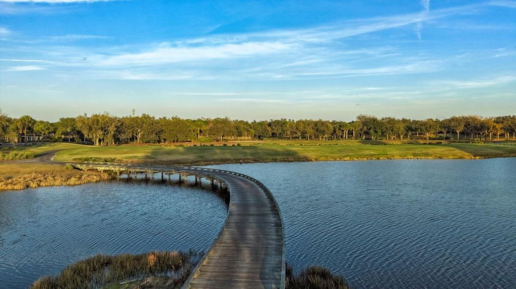 Image 85 of property listing at 3927 FOUNDERS CLUB DRIVE, Sarasota, FL 34240