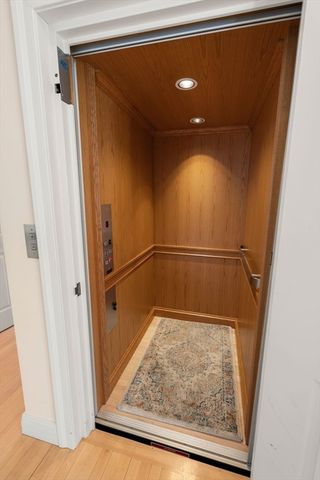 10 Lamoine St, Belmont, MA 02478