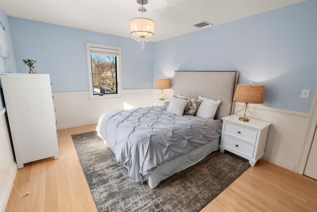 10 Lamoine St, Belmont, MA 02478