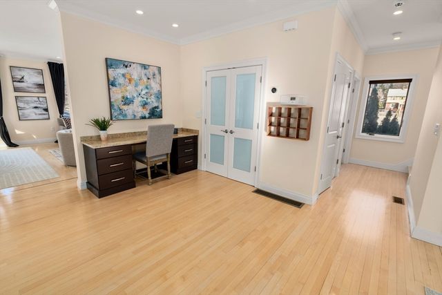 10 Lamoine St, Belmont, MA 02478