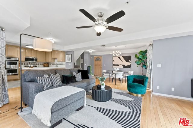 265 W California Boulevard 1, Pasadena, CA 91105