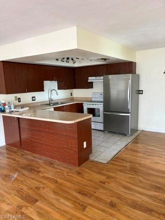 2905 Santa Barbara BLVD, CAPE CORAL, FL 33914 — photo 2