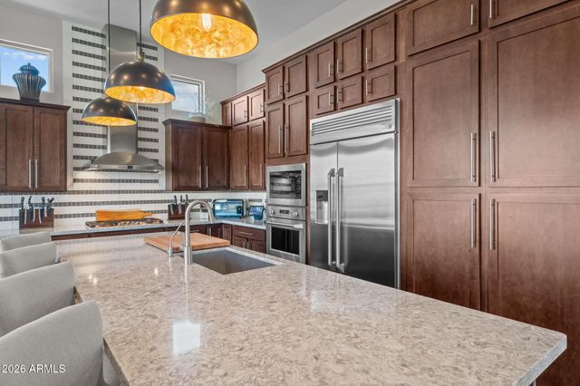 3286 MAVERICK Drive, Wickenburg, AZ 85390