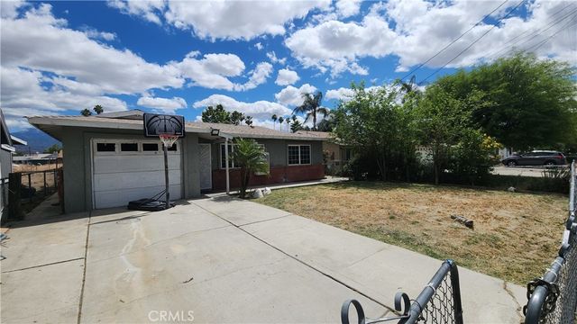 623 S Mistletoe Avenue, San Jacinto, CA 92583