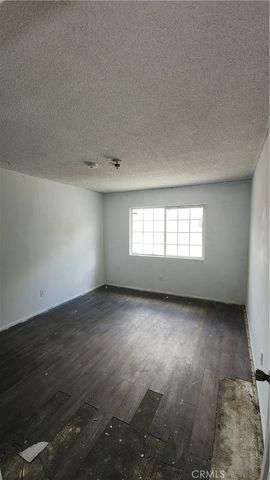 623 S Mistletoe Avenue, San Jacinto, CA 92583