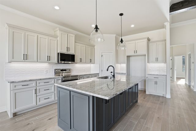 6002 Oakwood Court, Granbury, TX 76049