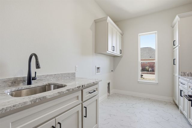 6002 Oakwood Court, Granbury, TX 76049