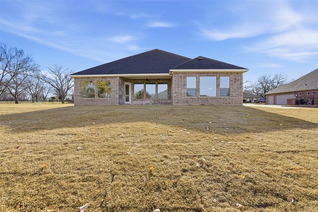 6002 Oakwood Court, Granbury, TX 76049