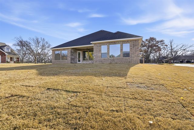 6002 Oakwood Court, Granbury, TX 76049