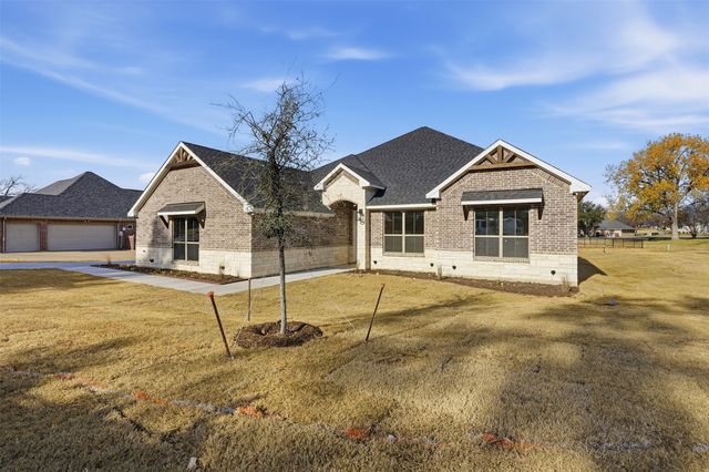 6002 Oakwood Court, Granbury, TX 76049
